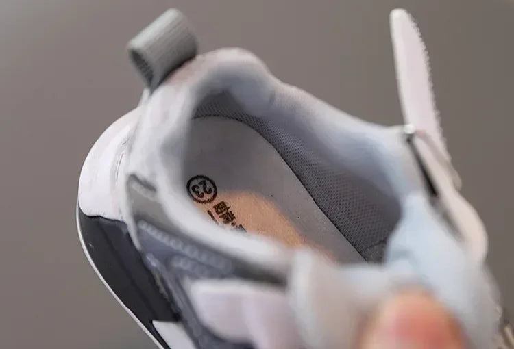 Kids Sports Shoes New Boy' Soft Sole Antiskid Shoes 1-3Year Old Tide Comfortable Sandals for Boy Baby Casual Shoes Kids Sneakers
